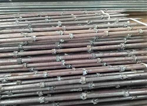 沁水隧道钢花管